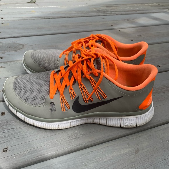Amazon com Nike Women s Air Max 2015 White Bright Citrus Sunset Amazon com Nike Women s Air Max 2015 White Bright Citrus Sunset